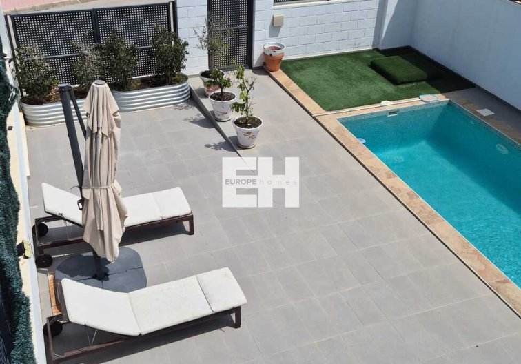 Segunda mano - villa - Bigastro - Costa Blanca