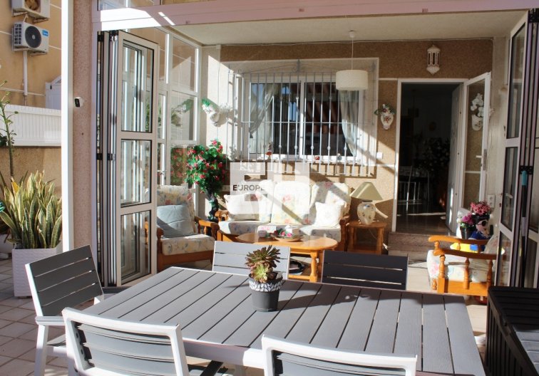 Segunda mano - villa - Torre de la Horadada - Costa Blanca