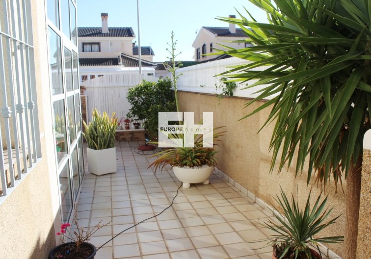 Segunda mano - villa - Torre de la Horadada - Costa Blanca