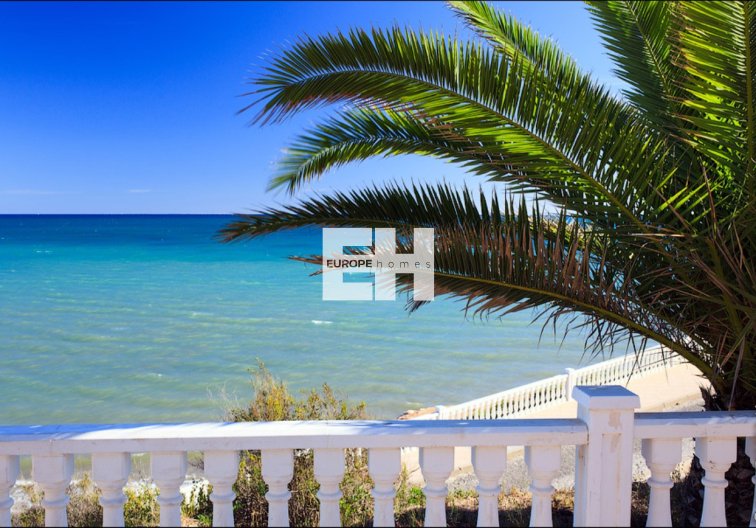 Segunda mano - villa - Torre de la Horadada - Costa Blanca