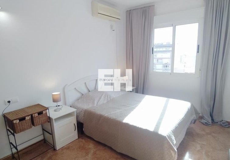 Segunda mano - Apartamento  - Torrevieja - CASCO URBANO