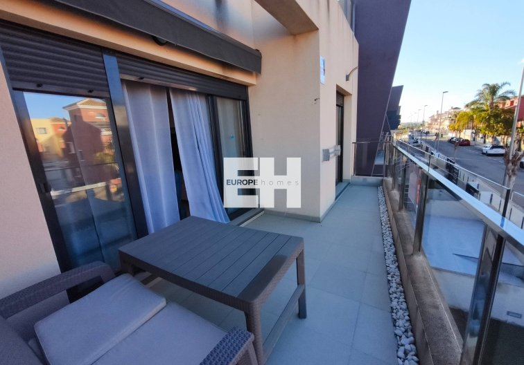 Segunda mano - Apartamento  - Pilar de la Horadada - La Torre De La Horadada