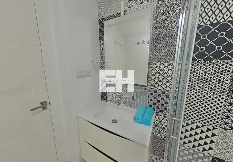 Segunda mano - Apartamento  - Pilar de la Horadada - La Torre De La Horadada