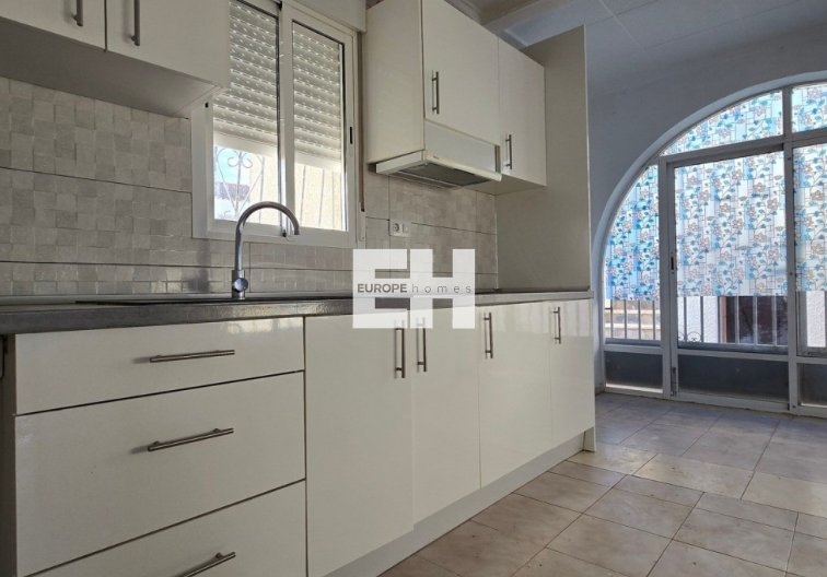 Segunda mano - villa - Torrevieja - Costa Blanca