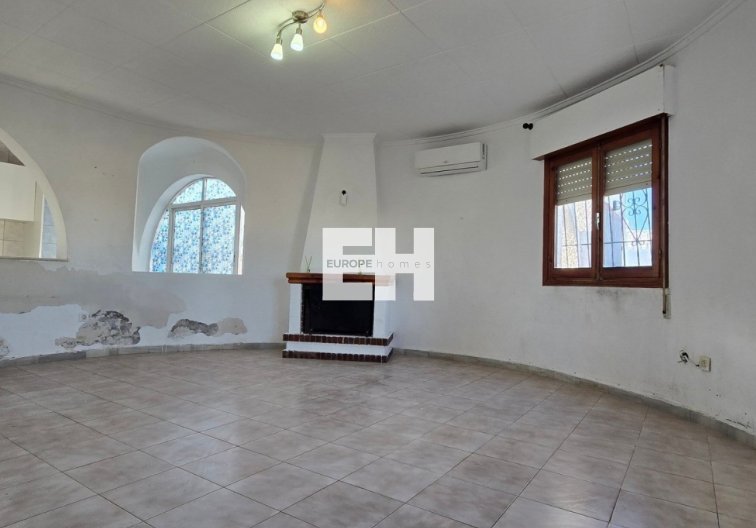 Segunda mano - villa - Torrevieja - Costa Blanca