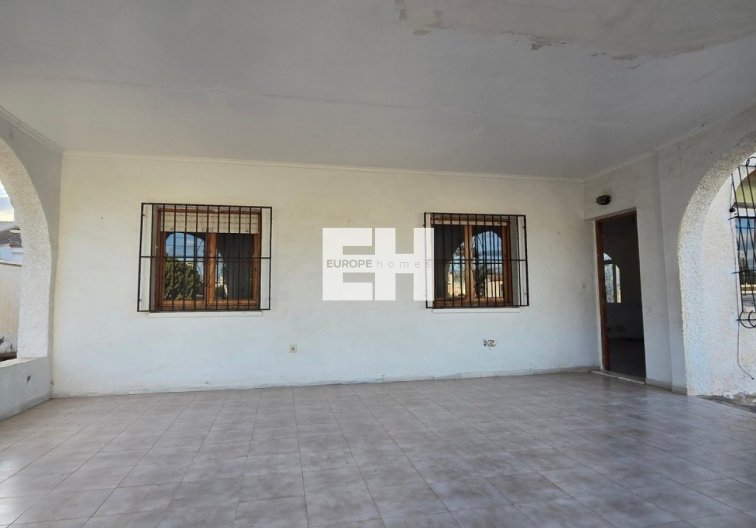 Segunda mano - villa - Torrevieja - Costa Blanca