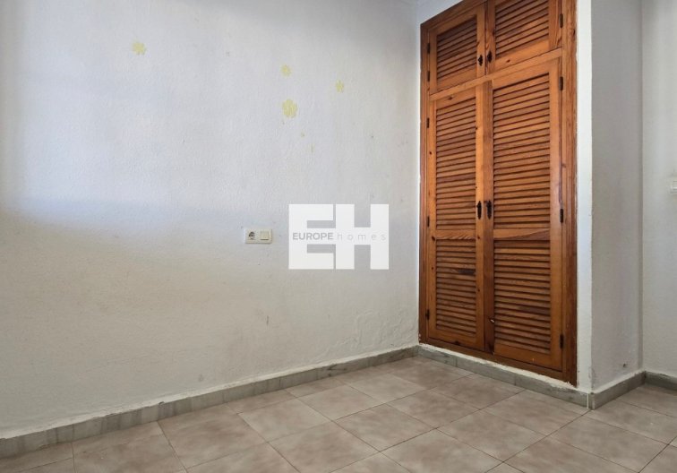 Segunda mano - villa - Torrevieja - Costa Blanca