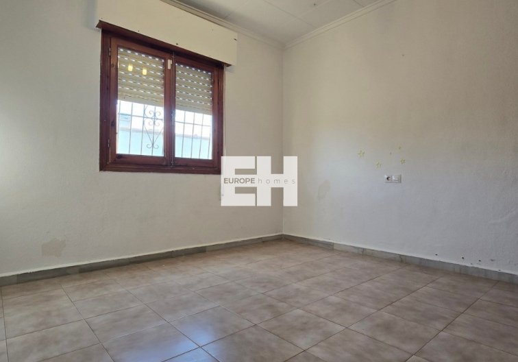 Segunda mano - villa - Torrevieja - Costa Blanca