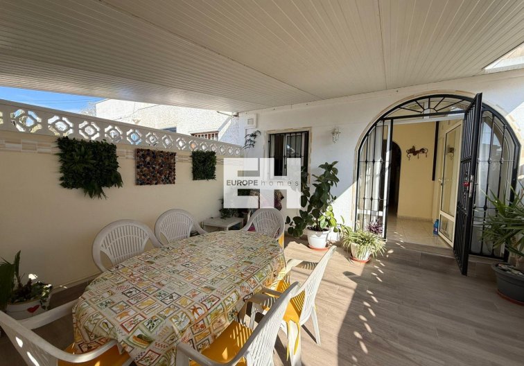 Segunda mano - town house - Torrevieja - Calas Blanca