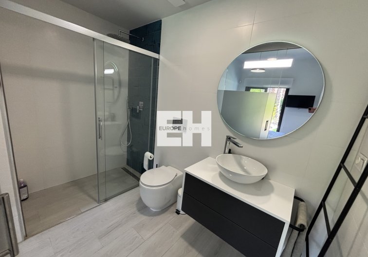 Segunda mano - Apartamento  - Villamartin - Costa Blanca