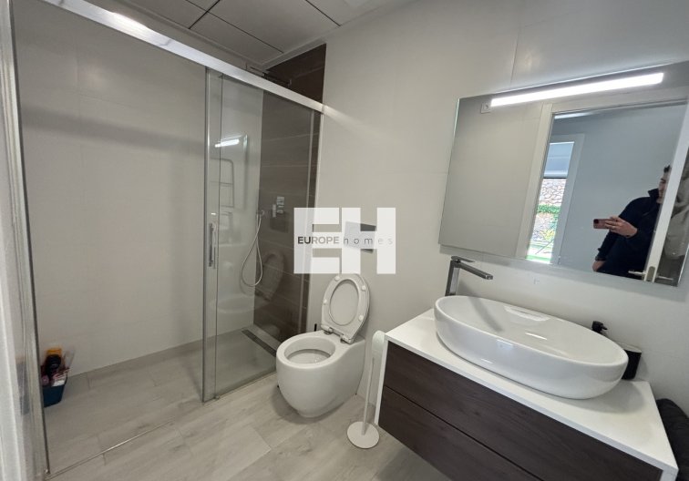 Segunda mano - Apartamento  - Villamartin - Costa Blanca