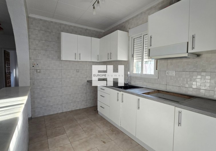 Segunda mano - villa - El Chaparral - Inland