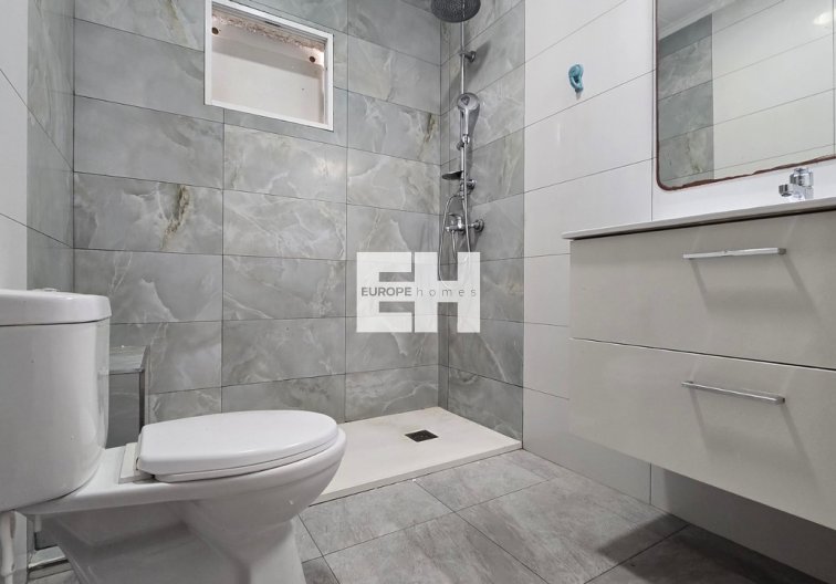 Segunda mano - villa - El Chaparral - Inland