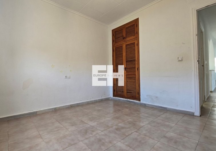 Segunda mano - villa - El Chaparral - Inland