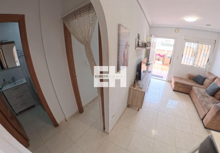 Segunda mano - Apartamento  - Torrevieja - Centro