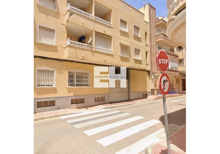 Segunda mano - Apartamento  - Torrevieja - La Mata Pueblo
