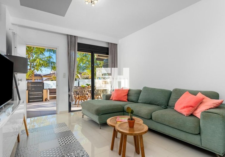 Segunda mano - Apartamento  - Pilar de la Horadada - Pueblo Latino