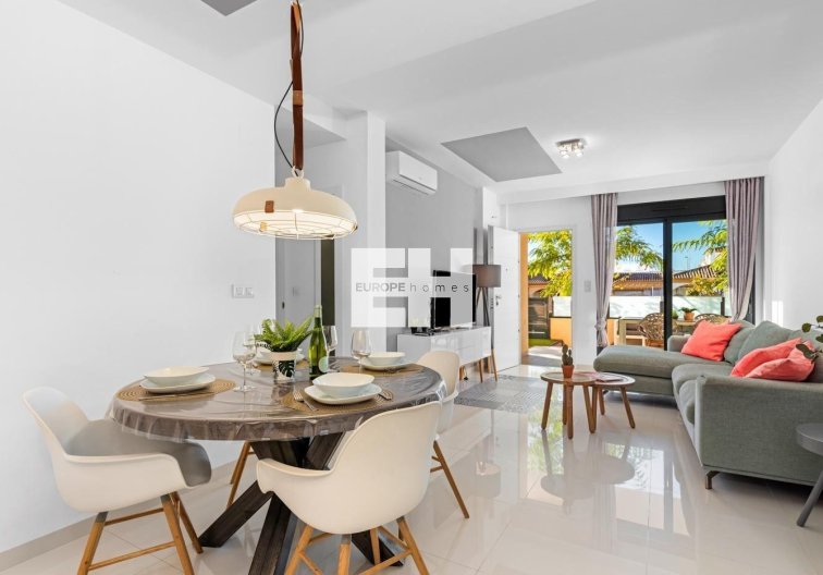 Segunda mano - Apartamento  - Pilar de la Horadada - Pueblo Latino