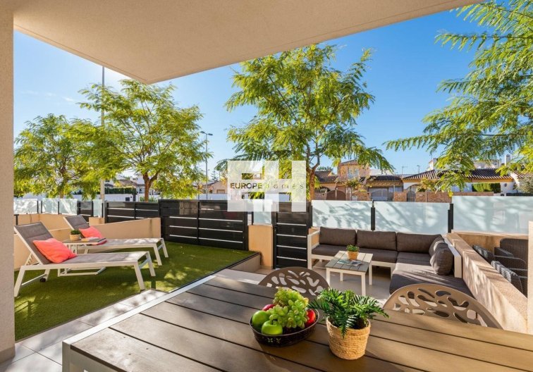 Segunda mano - Apartamento  - Pilar de la Horadada - Pueblo Latino