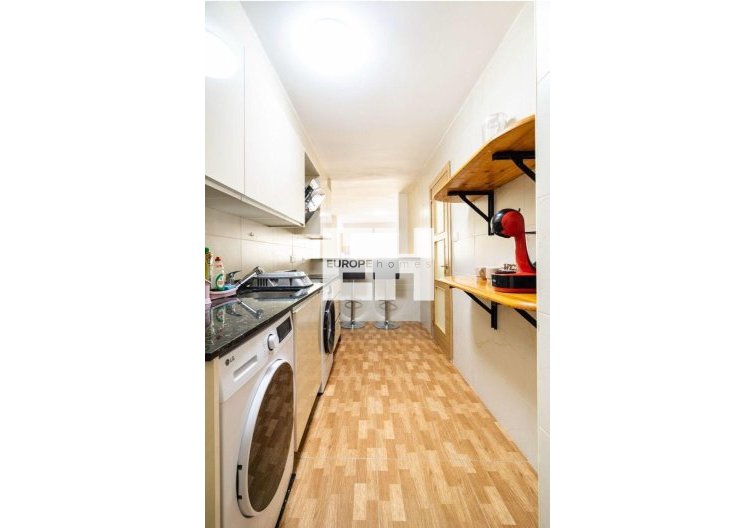 Resale - Apartment - Torrevieja - La Mata Pueblo