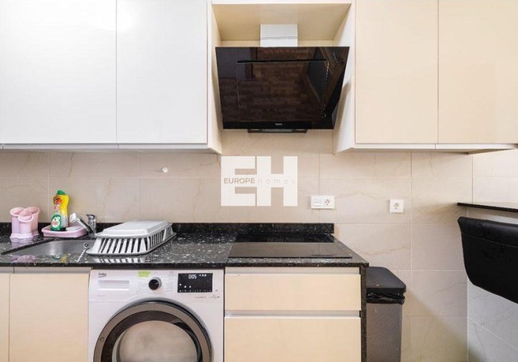 Resale - Apartment - Torrevieja - La Mata Pueblo