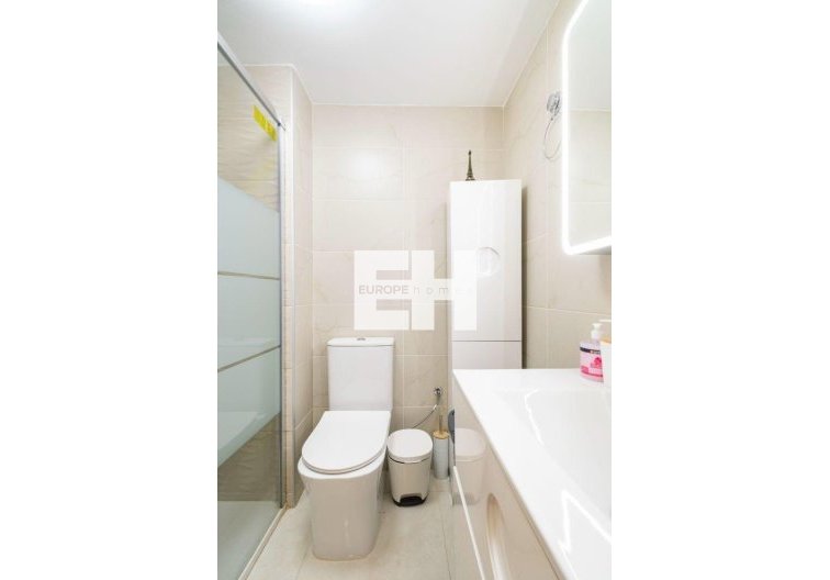 Resale - Apartment - Torrevieja - La Mata Pueblo