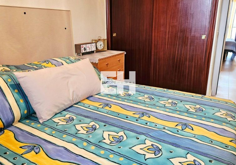 Resale - Apartment - Torrevieja - Playa de los Naúfragos