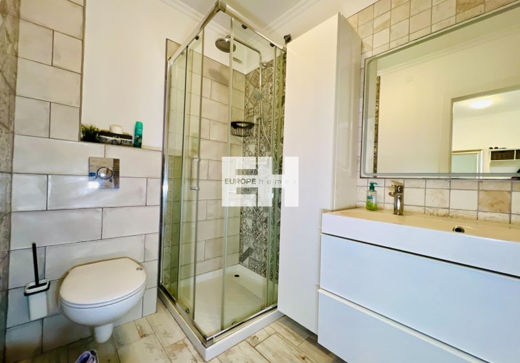 Segunda mano - Apartamento  - Torrevieja - Miramar - Torre Del Moro