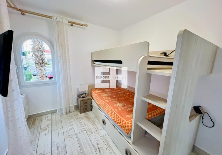 Segunda mano - Apartamento  - Torrevieja - Miramar - Torre Del Moro