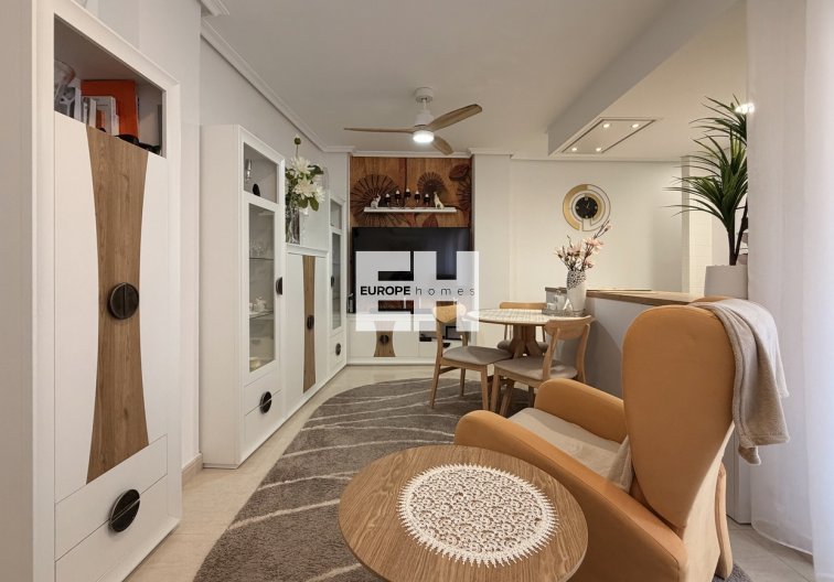 Resale - Apartment - Torrevieja - Costa Blanca