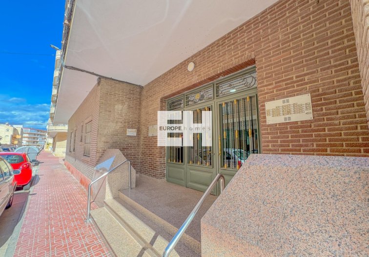 Segunda mano - Apartamento  - Torrevieja - La Mata Pueblo