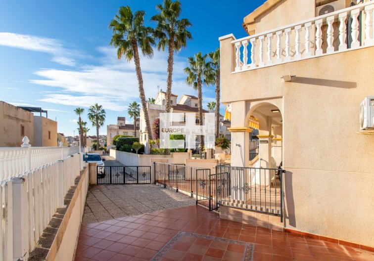 Segunda mano - town house - Orihuela Costa - Las Filipinas