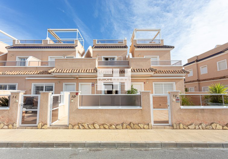 Resale - villa - Orihuela Costa - Costa Blanca