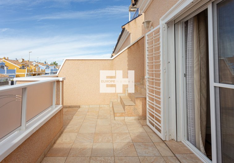 Resale - villa - Orihuela Costa - Costa Blanca