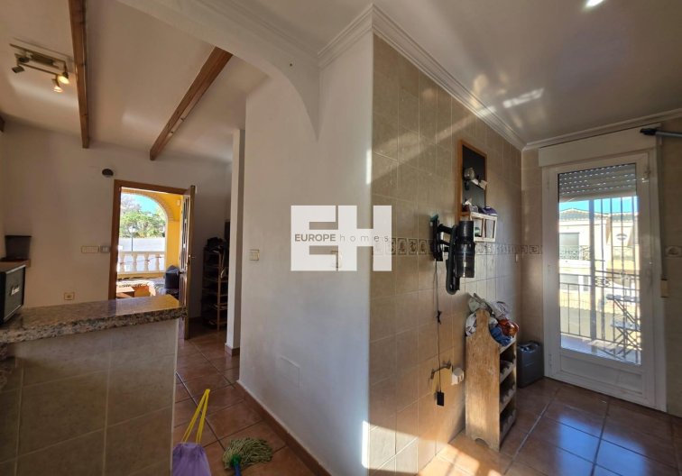 Segunda mano - villa - Orihuela Costa - Villamartín-las Filipinas