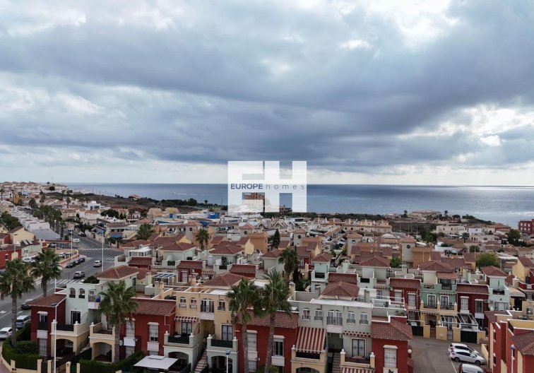 Resale - Semi Detached - Torrevieja - Aguas Nuevas