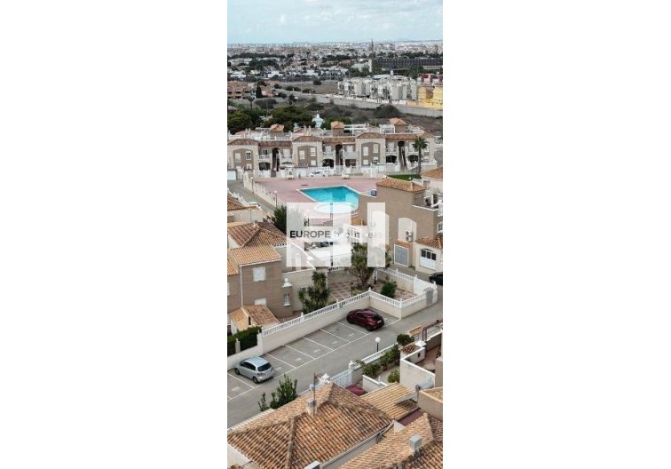 Resale - Semi Detached - Torrevieja - Aguas Nuevas
