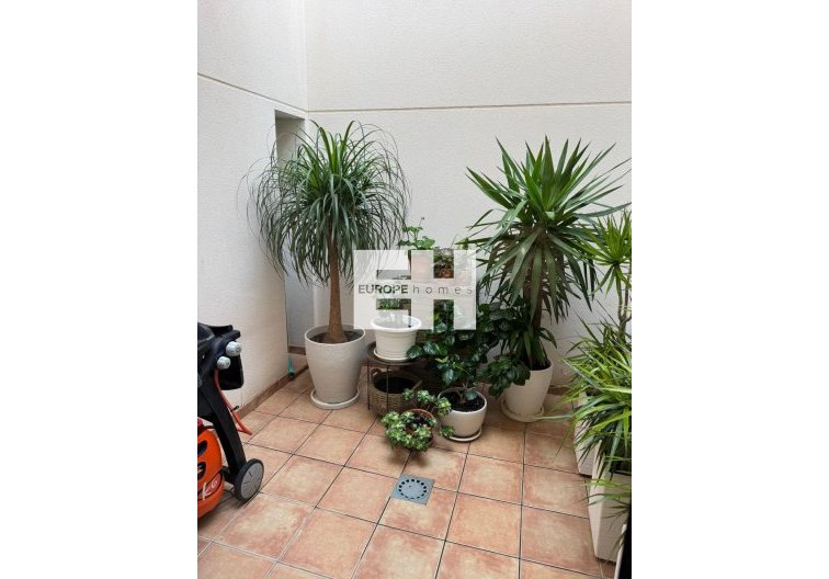 Herverkoop - town house - Torrevieja - Punta Prima