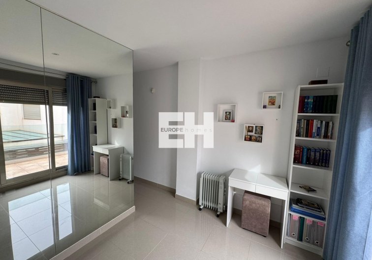 Herverkoop - town house - Torrevieja - Punta Prima