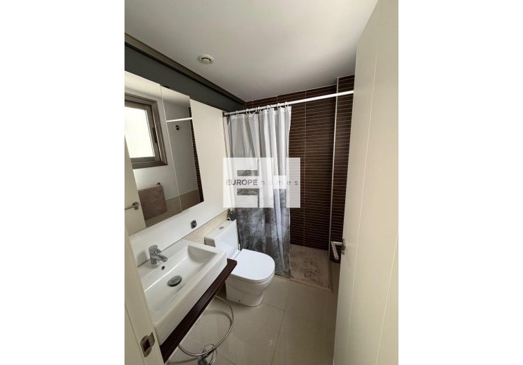 Herverkoop - town house - Torrevieja - Punta Prima