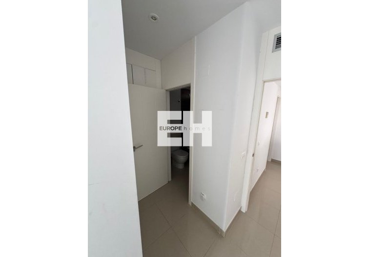 Herverkoop - town house - Torrevieja - Punta Prima