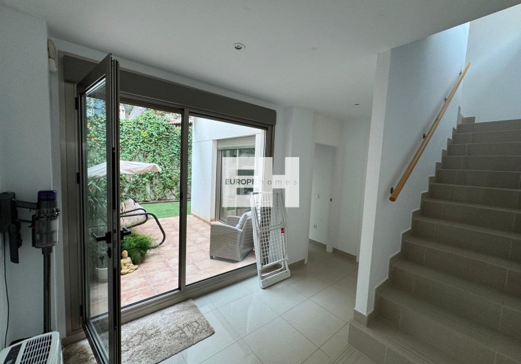 Herverkoop - town house - Torrevieja - Punta Prima