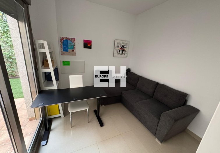 Herverkoop - town house - Torrevieja - Punta Prima