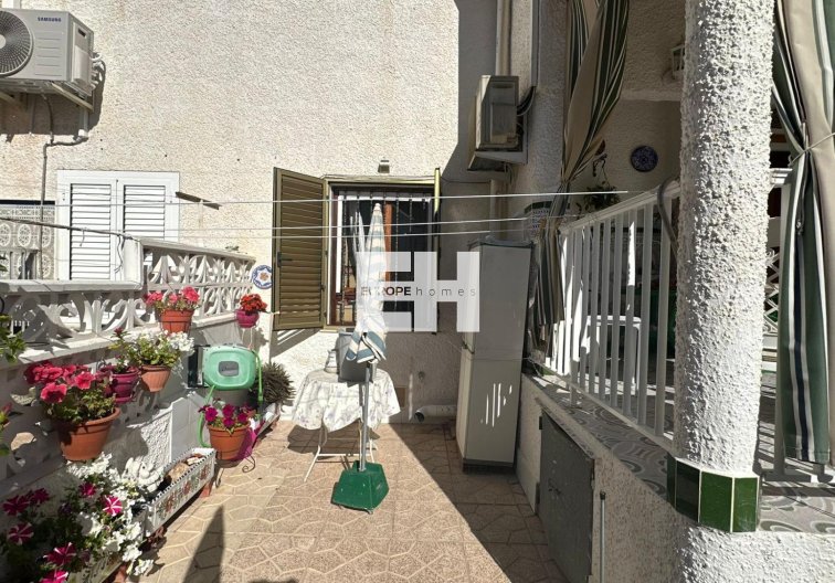 Segunda mano - town house - Torrevieja - Centro