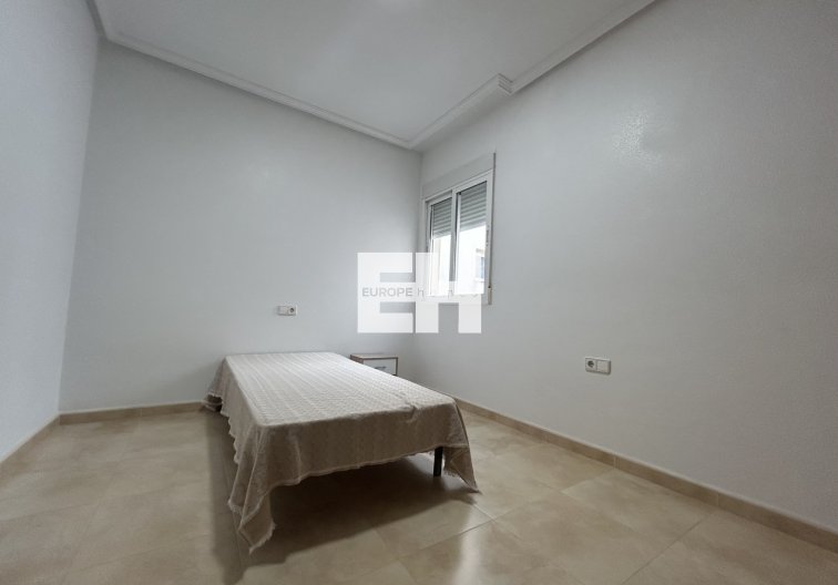 Resale - Apartment - 2778 - Inland