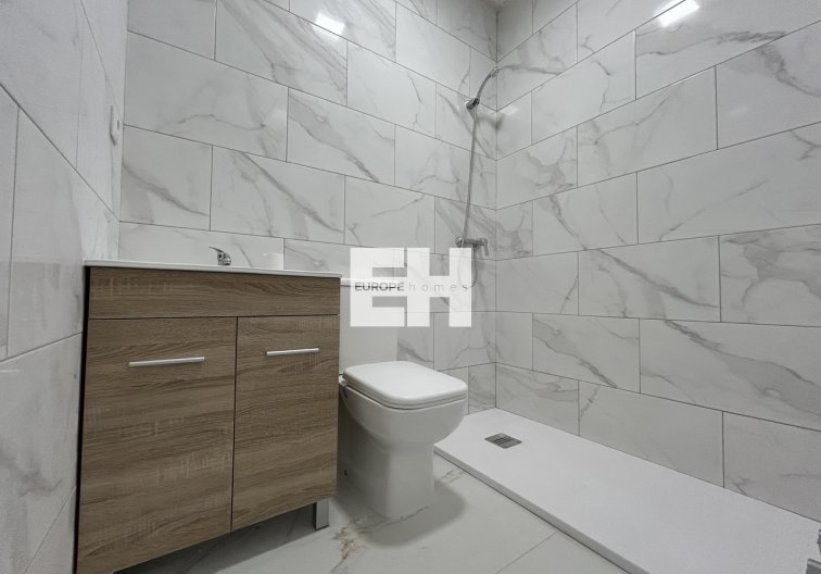 Resale - Apartment - 2778 - Inland