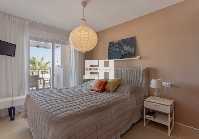 Resale - Apartment - Orihuela Costa - Costa Blanca
