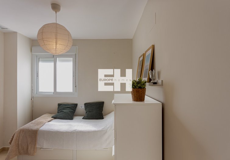 Resale - Apartment - Orihuela Costa - Costa Blanca