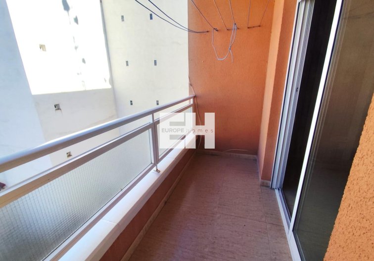 Resale - Apartment - Torrevieja - Centro