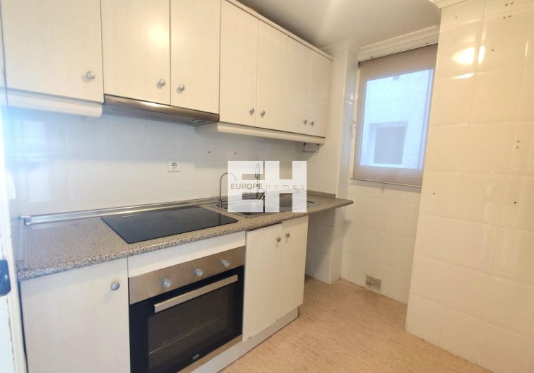 Resale - Apartment - Torrevieja - Centro